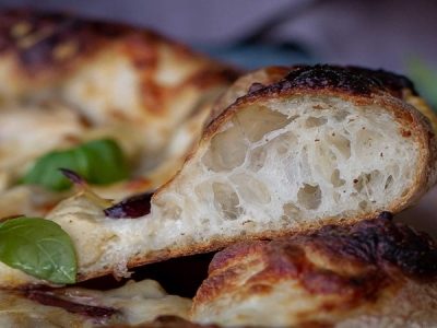 برای اینکه نان پیتزا خشک نشود چه کنیم
