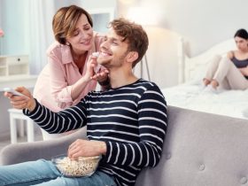 با مرد بچه ننه ازدواج نکنید